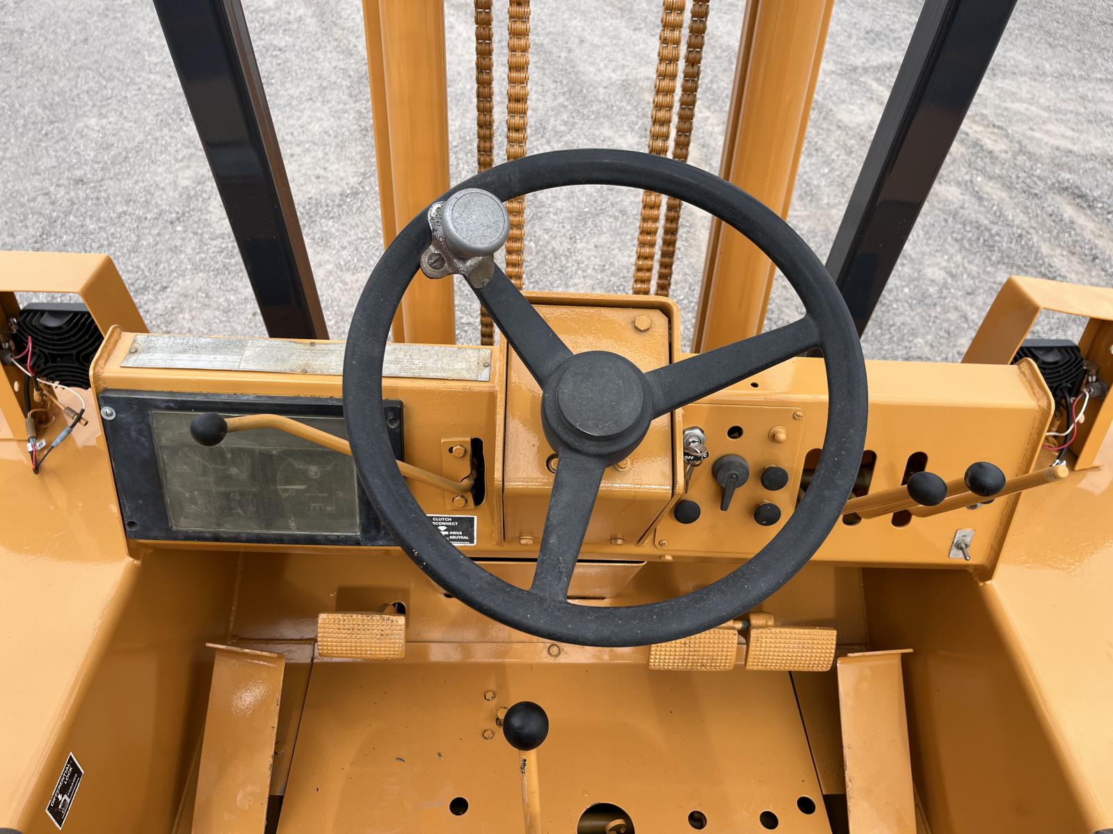 ./imagenes/INVOICE/2019/16607/CASE 586E (16).JPG